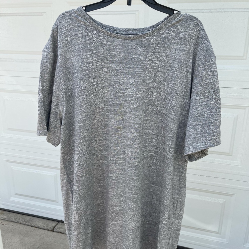 PacSun On the Byas scalloped bottom tee grey color